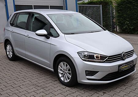 VW Golf Sportsvan Volkswagen VII Comfortline/NAVI/AHK/ALLWETT.