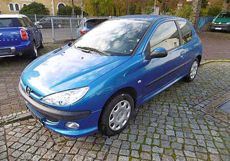 Peugeot 206 Grand Filou Cool Klima TÜV 08/2027
