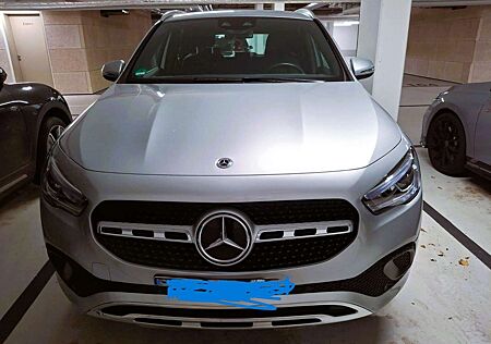 Mercedes-Benz GLA 250 e 8G-DCT Progressive