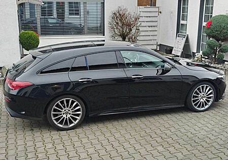 Mercedes-Benz CLA 200 Shooting Brake 7G-DCT - AMG, Night, Panora