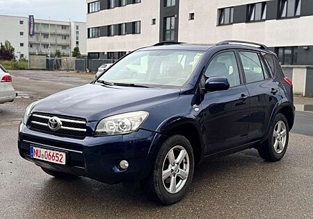 Toyota RAV 4 Sol 2.2 Klimaautomatik 4x4