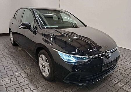 VW Golf Volkswagen VIII Lim. Life DSG/Virtual/Kamera/