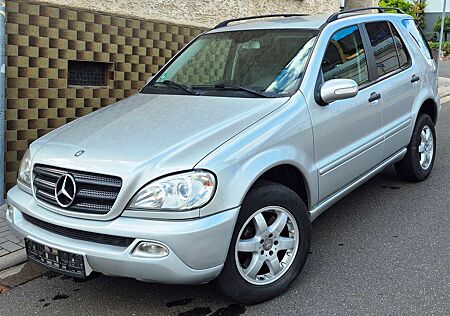 Mercedes-Benz ML 320 Facelift Vollleder Allwetterr. AHK Tüv 9/27