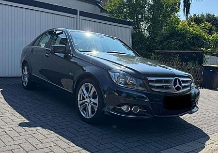 Mercedes-Benz C 180 CGI BlueEfficiency Avantgarde