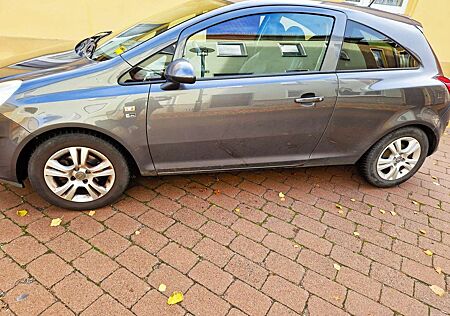 Opel Corsa 3-Türer 1.4 16V Edition