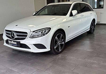 Mercedes-Benz C 300 T de Avantgarde*Distronic*LED*COMAND*SHZ*