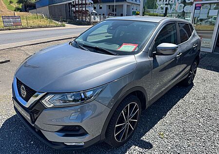 Nissan Qashqai 1.2 DIG-T Acenta 4x2 1.2 DIG-T EU6 Acenta 4x2