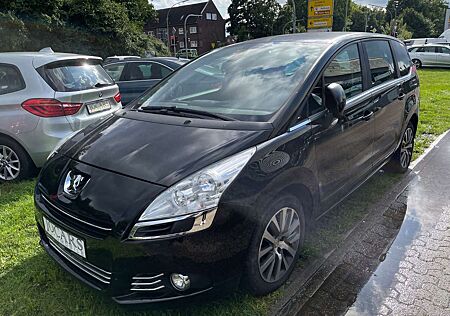 Peugeot 5008 Active I PDC I NAVI I S-HEFT I SHZ I AHK