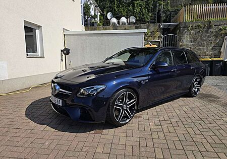 Mercedes-Benz E 63 AMG 4Matic (213.288)