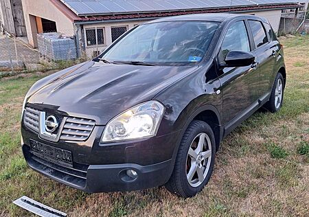 Nissan Qashqai 2.0 dCi, 150 PS, Automatik, 4x4, Tekna