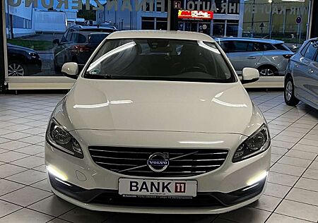 Volvo V60 Kombi Kinetic TÜV&AU neu&Garantie