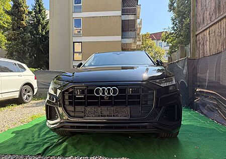 Audi Q8 50 TDI quattro S-Line Aut. Pano. Leder