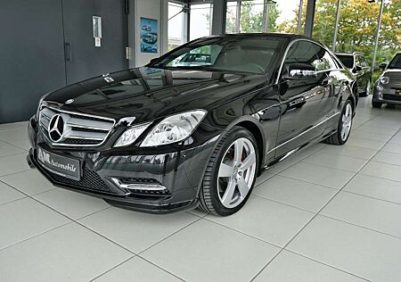 Mercedes-Benz E 200 CGI Coupe Aut. Navi AMG-Paket Xenon DE-FZ