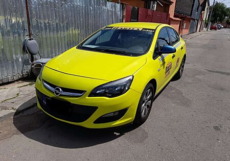 Opel Astra 1.4 Turbo (ecoFLEX) Start/Stop Excellence