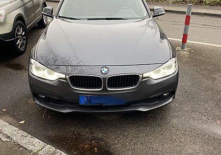 BMW 320 d Advantage