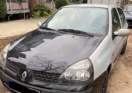 Renault Clio Privilege