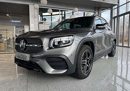Mercedes-Benz GLB 200 4Matic AMG+Pano+Keyless GO+DISTRONIC