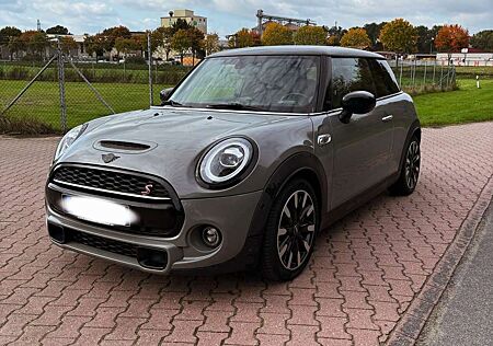 Mini Cooper S H&K / SHZ / Reifen und Service Neu