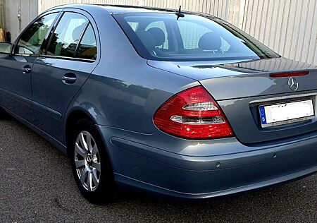 Mercedes-Benz E 270 CDI Classic TÜV. 11.2026 Automatik