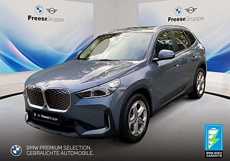 BMW iX1 eDrive20 Head-Up HK HiFi DAB LED Pano.Dach