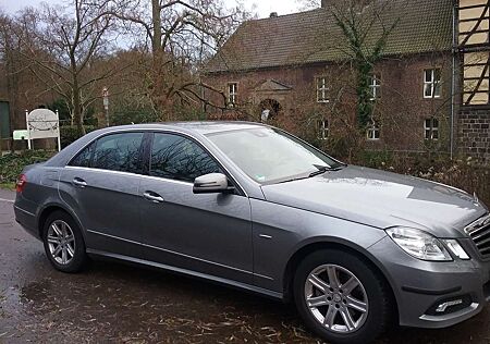 Mercedes-Benz E 200 CGI BlueEFFICIENCY Automatik Avantgarde