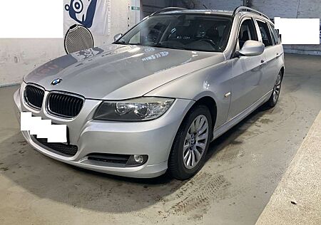BMW 320d 320 E91 DPF Touring Klima/Navi/LM/2.Ha/UNFALLFREI