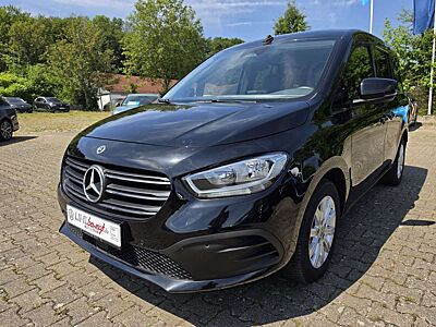 Mercedes-Benz T-Class T180 d Style Navi Sitzheizung Klima Einparkhilfe