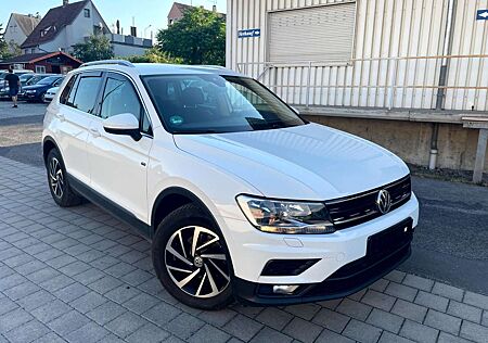 VW Tiguan Volkswagen 2.0 TDI Join * Navi * ACC * Spurass. * AHK *