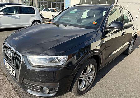 Audi Q3 2.0 TDI quattro S line Xenon Plus Tempo AHK
