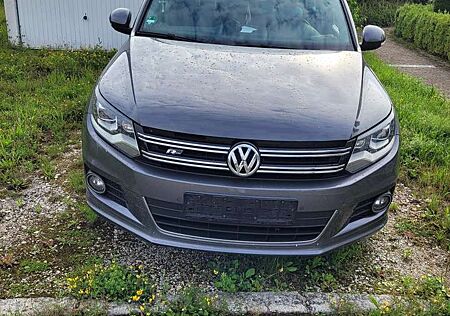 VW Tiguan Volkswagen 2.0 TDI DPF 4Motion BlueMotion Techn. DSG R Line