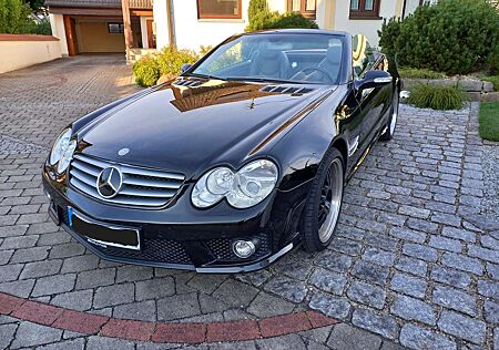 Mercedes-Benz SL 350 mit AMG Design