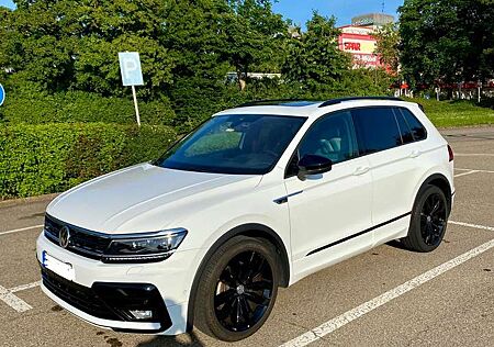 VW Tiguan Volkswagen 2.0 TDI SCR 4Motion DSG Highline/ R Line