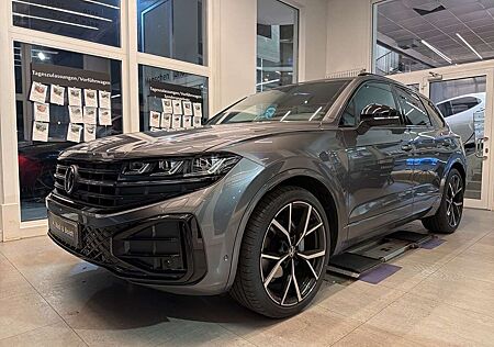 VW Touareg Volkswagen R-Line 3.0TDI*AHK,PANO,DYNAUDIO,HEAD-UP,HA-LENK*