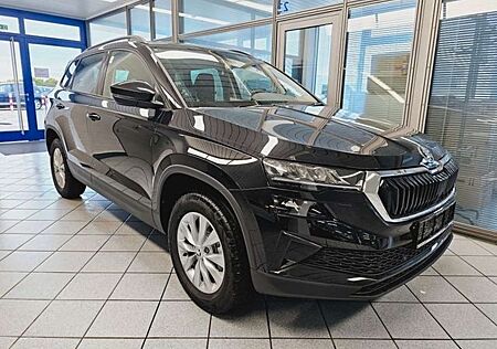 Skoda Karoq 1.5 TSI DSG Selection AHK ACC Kessy Kamer