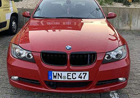 BMW 325i 325 E90