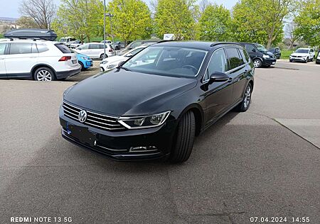 VW Passat Variant Volkswagen 2.0 TDI (BlueMotion Technology) Com