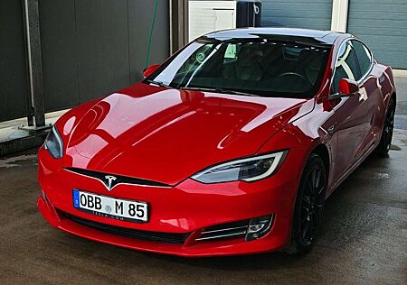 Tesla Model S 100D Allradantrieb maximale Reichweite