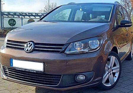 VW Touran Volkswagen 1.6 TDI DPF STYLE