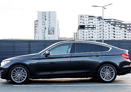 BMW 530d 530 xDrive Gran Turismo Aut. Luxury Line