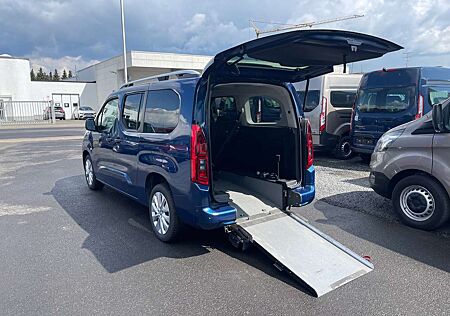 Opel Combo Life Ultimate Behindertengerecht Rampe