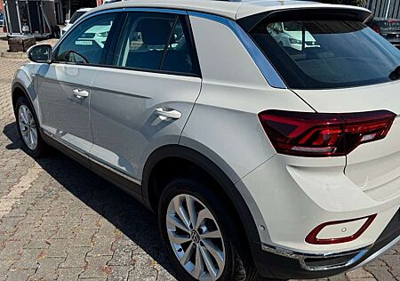 VW T-Roc Volkswagen Style 1.5 TSI