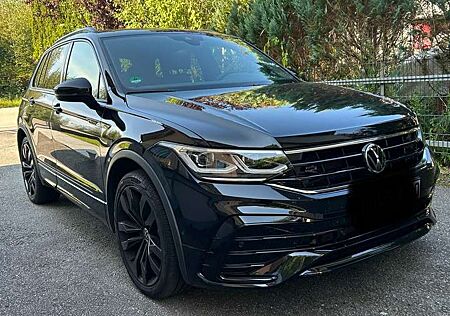 VW Tiguan Volkswagen R-Line 4Motion