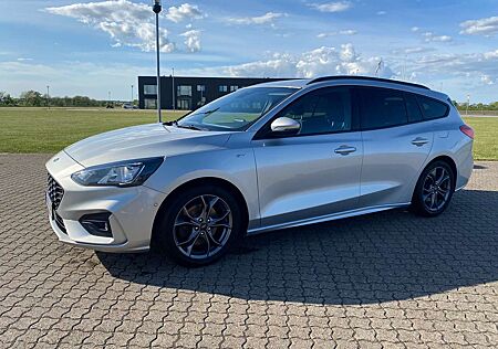 Ford Focus Turnier 1.0 EcoBoost Start-Stopp-System Aut. ST-LI