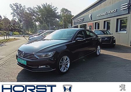VW Passat Volkswagen Lim Highline DSG / ACC / AHK / Keyless
