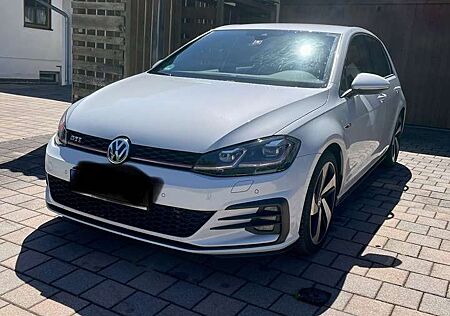 VW Golf GTI Volkswagen GTI BMT/Start-Stopp