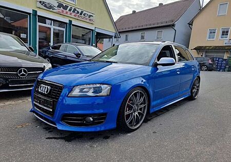 Audi S3 Spb. 2.0TFSI qu. PANO+XENON+NAVI+LEDER