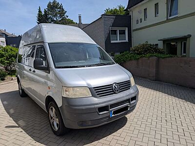 Volkswagen T5 Transporter Camper 9-Sitzer Rollstuhlrampe 2. Hand Hochdach
