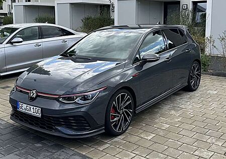 VW Golf Volkswagen GTI Clubsport 8 mit Restgaranti