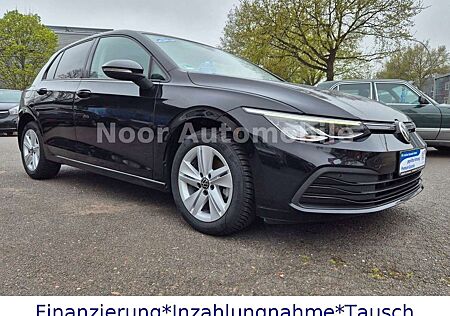 VW Golf Volkswagen 8 Lim. Life*Navi*Xenon*Kamera*Ambiente-Be.*