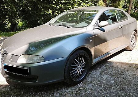 Alfa Romeo GT GT 1.9 JTD M-Jet DPF, ATM 167.000 km